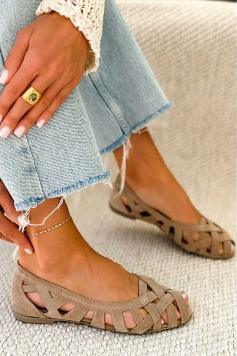 Hina - Woven Open-Toe Flat Sandals