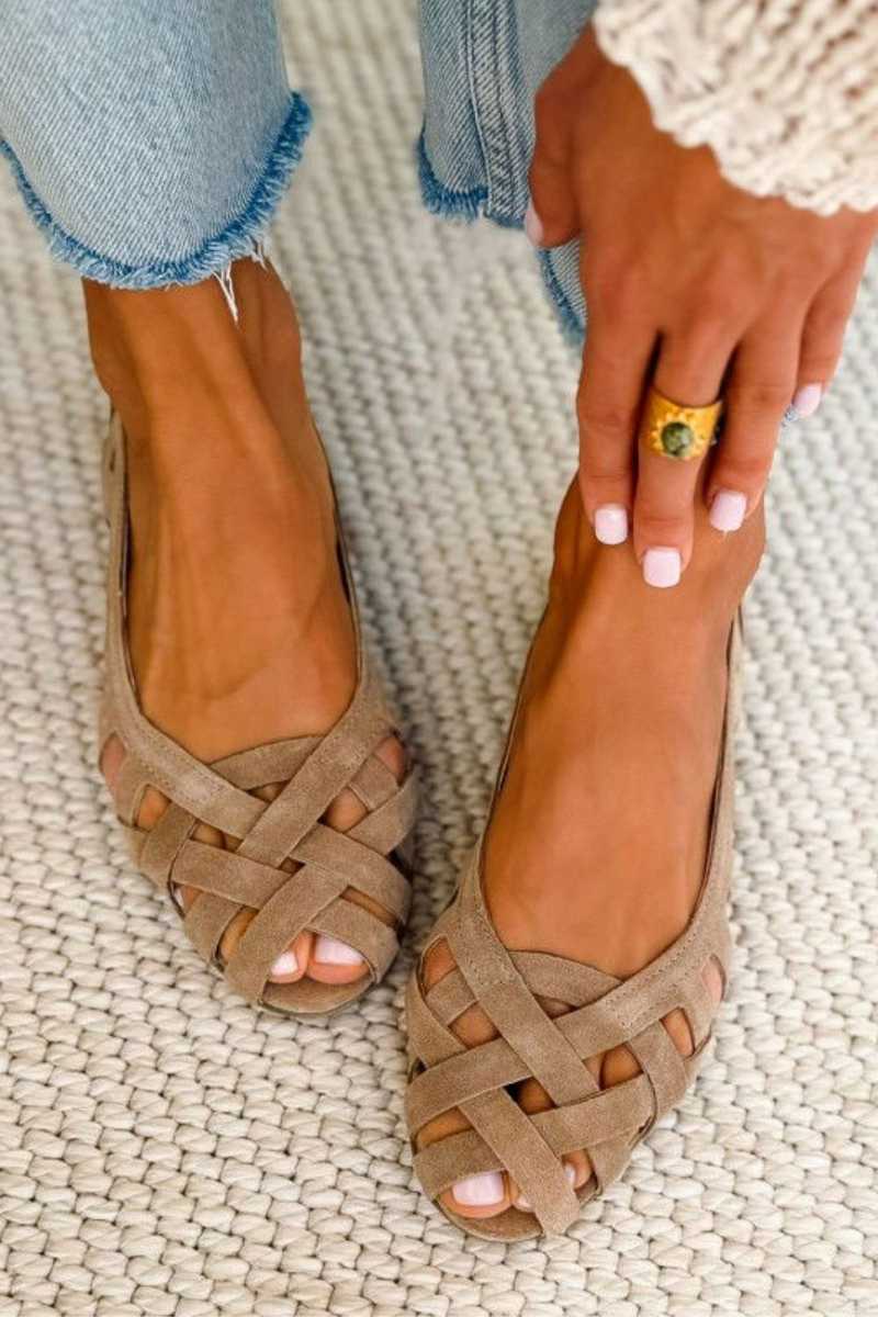 Hina - Woven Open-Toe Flat Sandals