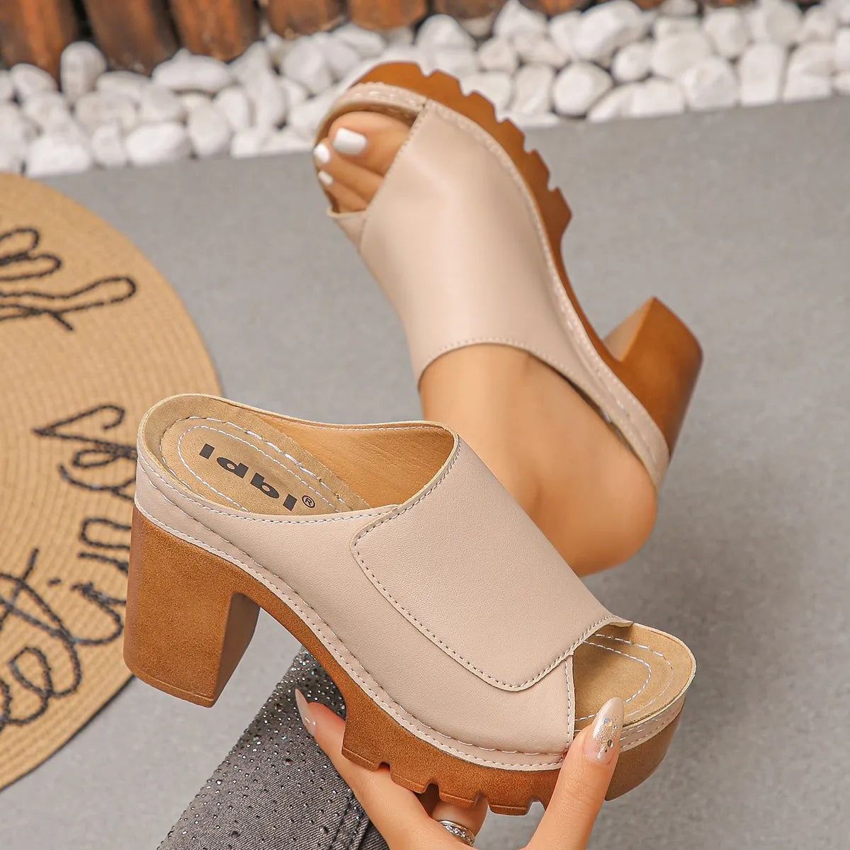 Giulia - Elegant and Comfortable Heeled Sandals